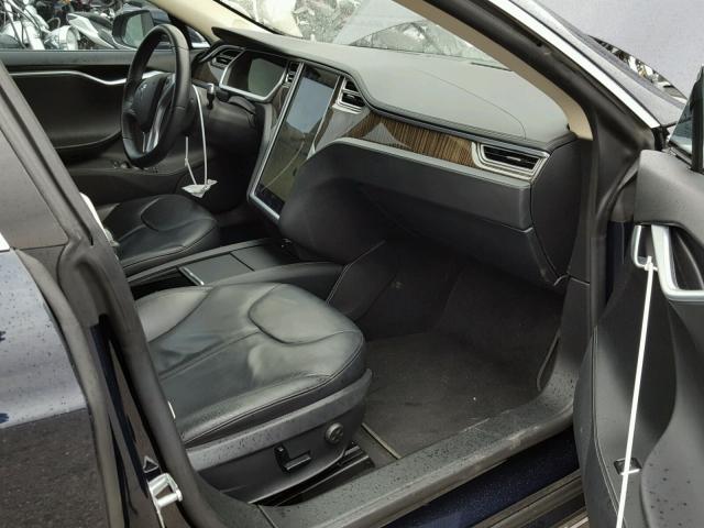 5YJSA1CN0DFP27990 - 2013 TESLA MODEL S BLUE photo 5