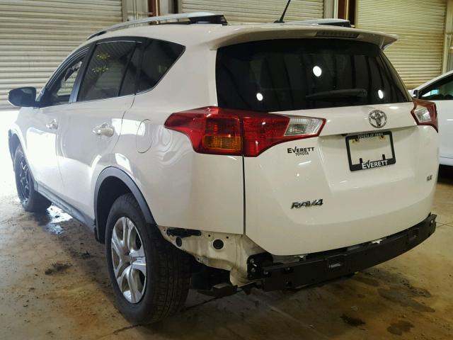 JTMZFREV3FJ031003 - 2015 TOYOTA RAV4 LE WHITE photo 3