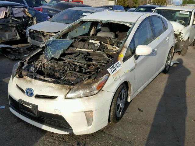 JTDKN3DU8E1754502 - 2014 TOYOTA PRIUS WHITE photo 2