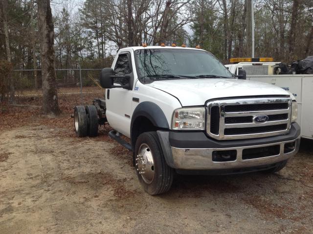 1FDAF56P46ED20031 - 2006 FORD F550 SUPER WHITE photo 1