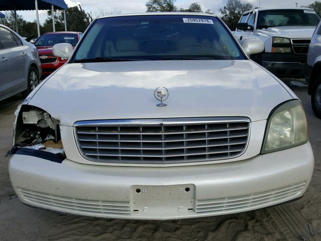 1G6KD54YX3U190318 - 2003 CADILLAC DEVILLE WHITE photo 9