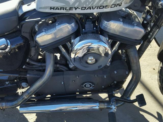 1HD1LC367AC434489 - 2010 HARLEY-DAVIDSON XL1200 X GRAY photo 7