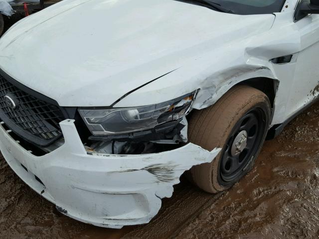 1FAHP2M86DG143273 - 2013 FORD TAURUS POL WHITE photo 9