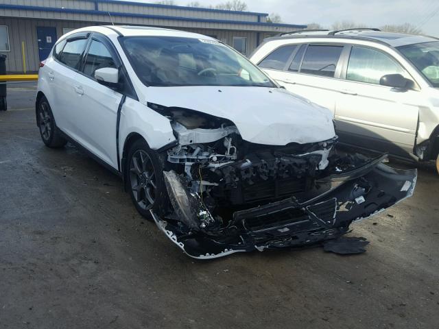 1FADP3K25DL297712 - 2013 FORD FOCUS SE WHITE photo 1