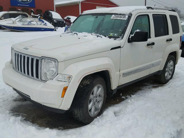 1J8GN58K08W243490 - 2008 JEEP LIBERTY LI WHITE photo 2