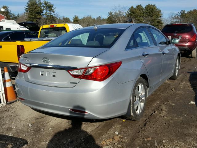 5NPEC4AC0BH175884 - 2011 HYUNDAI SONATA SE SILVER photo 4