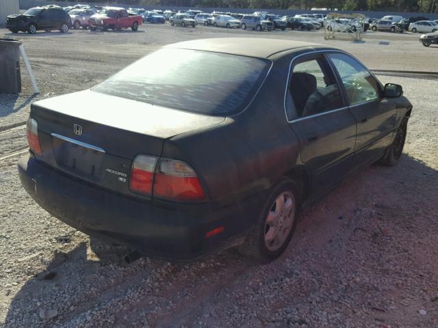 1HGCD5636TA286520 - 1996 HONDA ACCORD LX BLACK photo 4