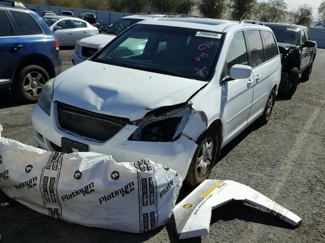 5FNRL38716B014047 - 2006 HONDA ODYSSEY EX WHITE photo 2