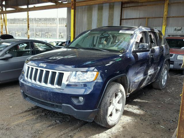 1C4RJEAG8DC558423 - 2013 JEEP GRAND CHER BLUE photo 2