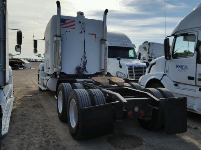 1FUJA6CK84LM83123 - 2004 FREIGHTLINER CONVENTION WHITE photo 3