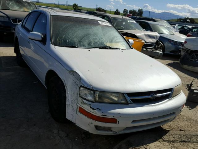 JN1CA21D4WT514841 - 1998 NISSAN MAXIMA GLE WHITE photo 1