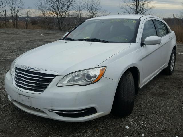 1C3CCBBB8DN696294 - 2013 CHRYSLER 200 TOURIN WHITE photo 2