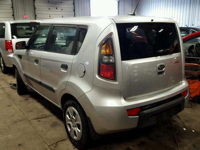 KNDJT2A13A7040659 - 2010 KIA SOUL SILVER photo 3