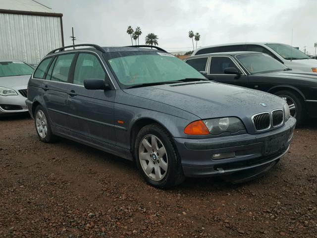 WBAAW33491ET42597 - 2001 BMW 325 IT BLUE photo 1