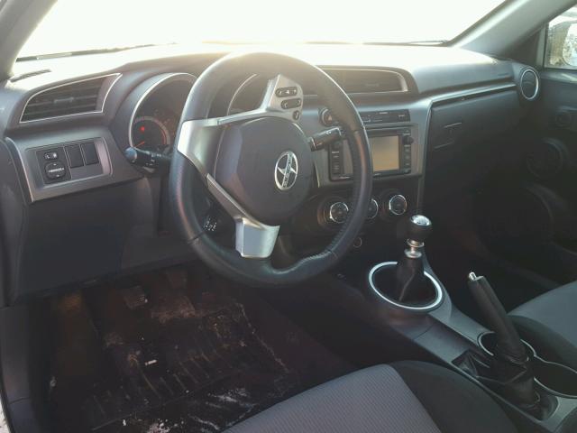 JTKJF5C70E3072677 - 2014 TOYOTA SCION TC 白色 照片 9