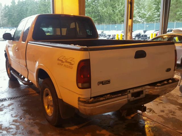 1FTRX18L3YNA48517 - 2000 FORD F150 WHITE photo 3