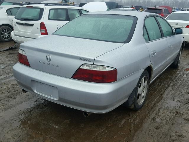 19UUA56603A017338 - 2003 ACURA 3.2TL SILVER photo 4