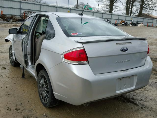 1FAHP3GN2AW134644 - 2010 FORD FOCUS SES SILVER photo 3