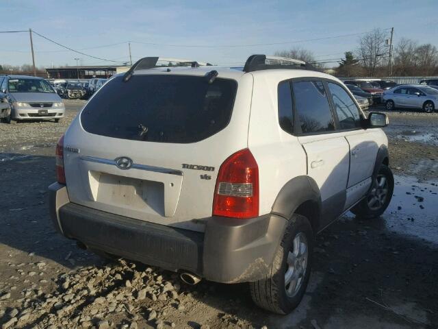 KM8JN72D75U041137 - 2005 HYUNDAI TUCSON GLS WHITE photo 4