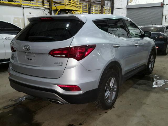 5XYZTDLB7JG553730 - 2018 HYUNDAI SANTA FE S SILVER photo 4