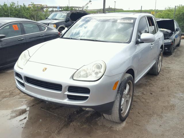 WP1AB29P23LA61104 - 2003 PORSCHE CAYENNE S SILVER photo 2