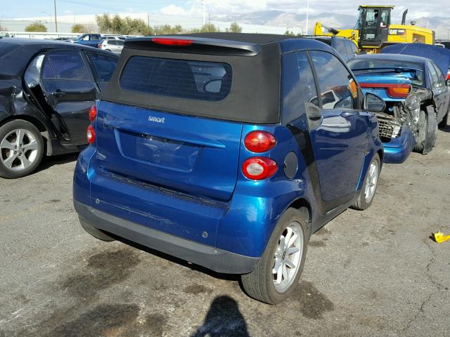 WMEEK31X18K096073 - 2008 SMART FORTWO PAS BLUE photo 4