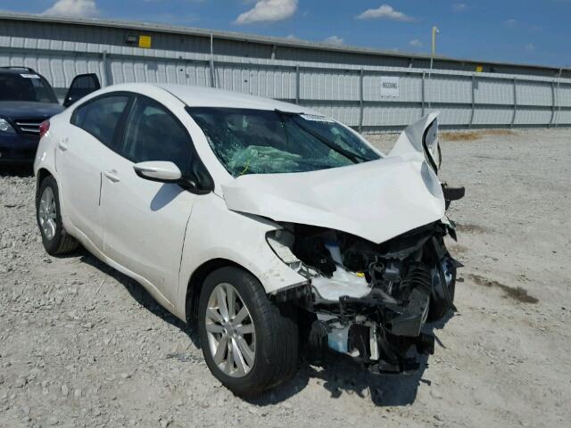 KNAFX4A68F5355250 - 2015 KIA FORTE LX WHITE photo 1