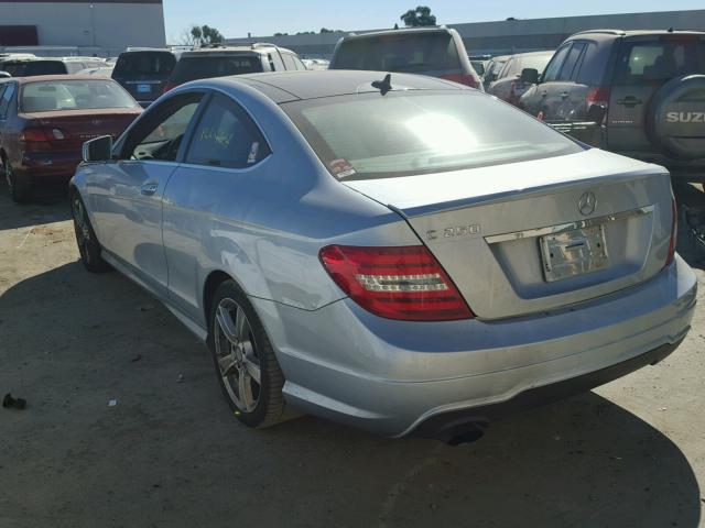 WDDGJ4HBXDG006464 - 2013 MERCEDES-BENZ C 250 GRAY photo 3