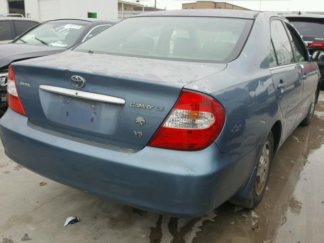 4T1BF32KX2U514369 - 2002 TOYOTA CAMRY LE BLUE photo 4