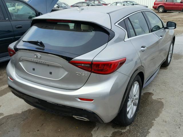 SJKCH5CPXJA046861 - 2018 INFINITI QX30 BASE GRAY photo 4