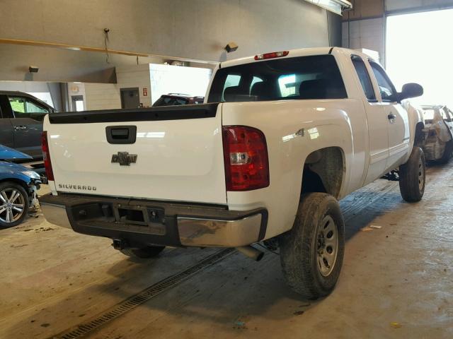 1GCRKSEA4DZ274060 - 2013 CHEVROLET SILVERADO WHITE photo 4