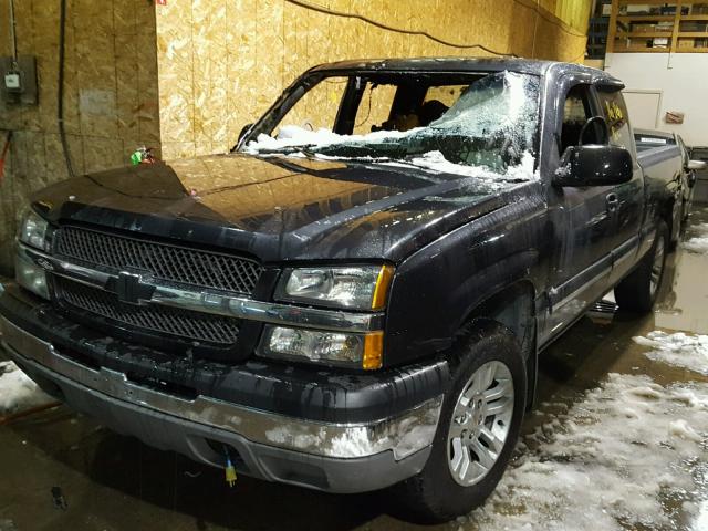 2GCEK19T551195107 - 2005 CHEVROLET SILVERADO GRAY photo 2