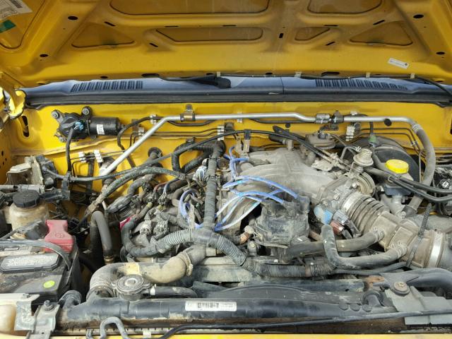 5N1ED28T94C660087 - 2004 NISSAN XTERRA XE YELLOW photo 7