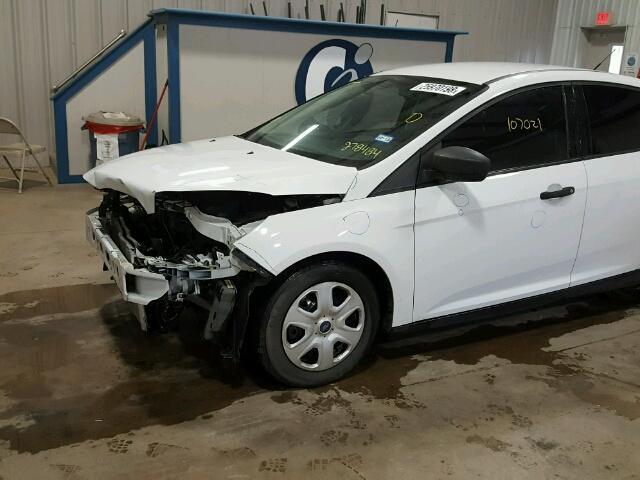 1FAHP3E26CL278484 - 2012 FORD FOCUS S WHITE photo 9