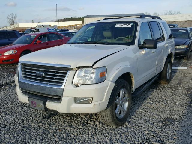 1FMEU6DE2AUA89420 - 2010 FORD EXPLORER X WHITE photo 2