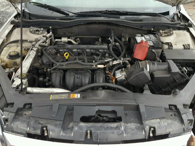 3FAHP0HA7AR158371 - 2010 FORD FUSION SE SILVER photo 7