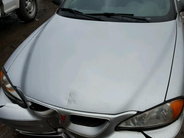 1G2NE52F34C228394 - 2004 PONTIAC GRAND AM S 银色 照片 7