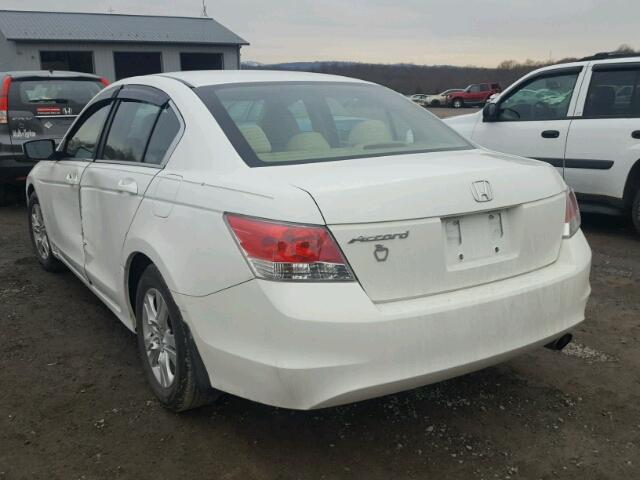 1HGCP2F40AA178244 - 2010 HONDA ACCORD LXP WHITE photo 3