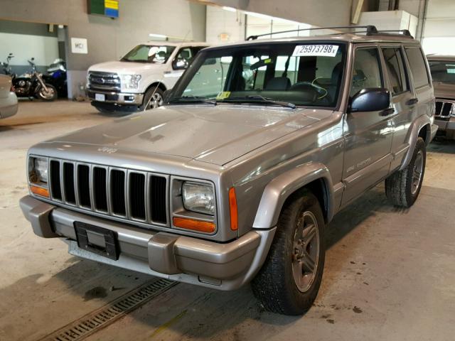 1J4FF58SXYL168728 - 2000 JEEP CHEROKEE C SILVER photo 2