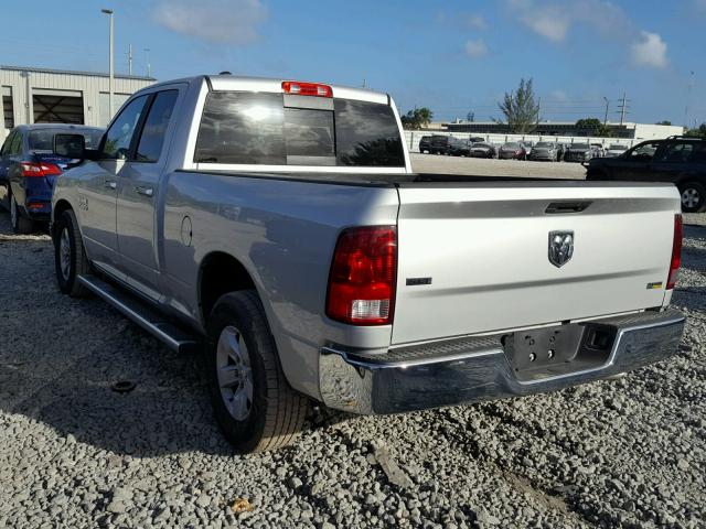 1C6RR6GGXHS657267 - 2017 RAM 1500 SLT SILVER photo 3