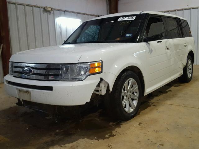 2FMGK5BC2CBD13871 - 2012 FORD FLEX SE WHITE photo 2