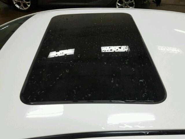 1G1ZC5EB0A4134368 - 2010 CHEVROLET MALIBU 1LT WHITE photo 9