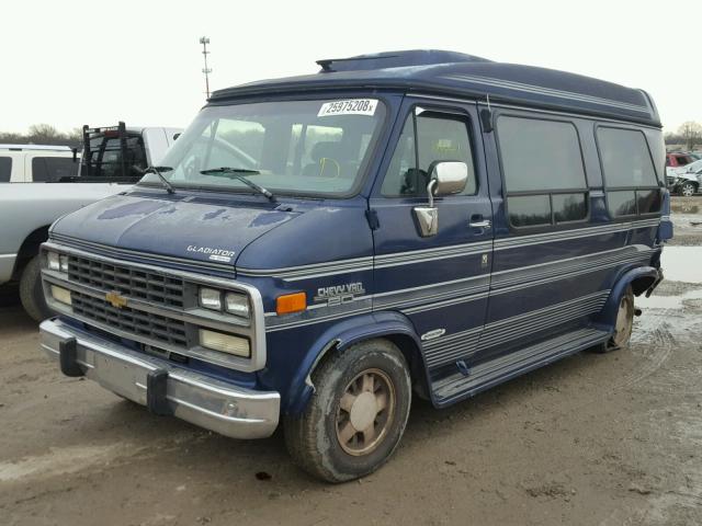 1GBEG25K8SF140440 - 1995 CHEVROLET G20 BLUE photo 2