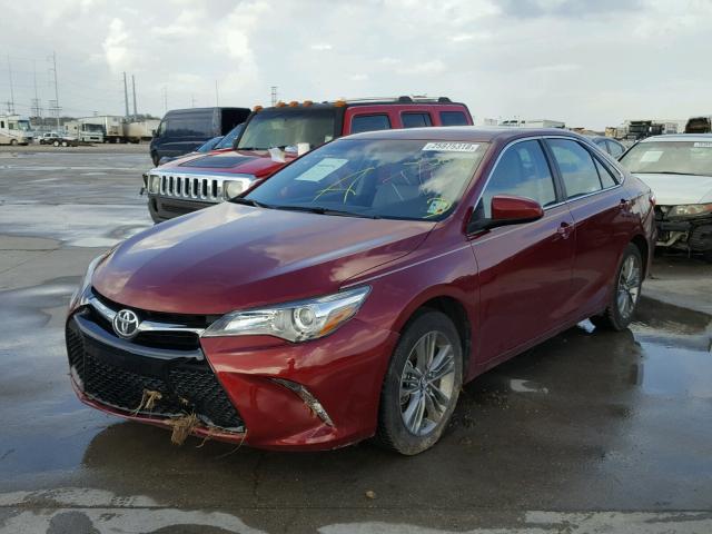 4T1BF1FK5HU672402 - 2017 TOYOTA CAMRY LE MAROON photo 2