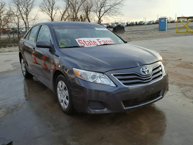 4T1BF3EK1BU159121 - 2011 TOYOTA CAMRY BASE GRAY photo 1