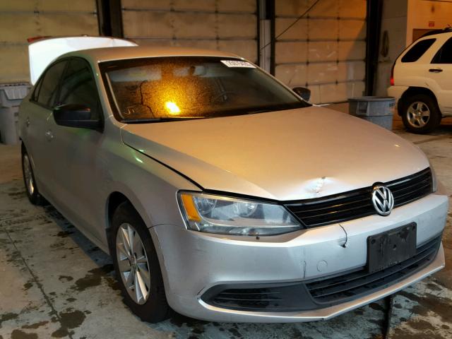 3VW2K7AJ3EM257626 - 2014 VOLKSWAGEN JETTA BASE SILVER photo 1