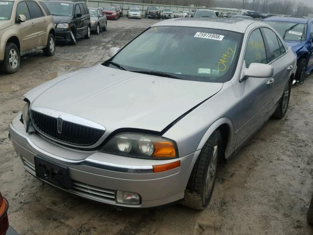 1LNHM87A12Y708794 - 2002 LINCOLN LS SILVER photo 2