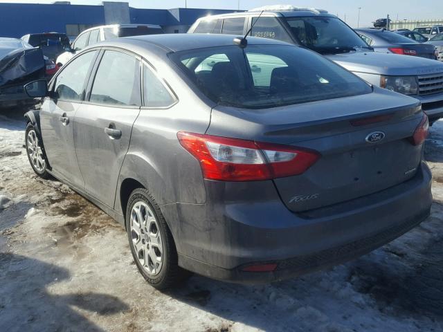 1FAHP3F29CL465328 - 2012 FORD FOCUS SE GRAY photo 3