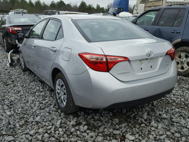 5YFBURHE4HP686501 - 2017 TOYOTA COROLLA L SILVER photo 3