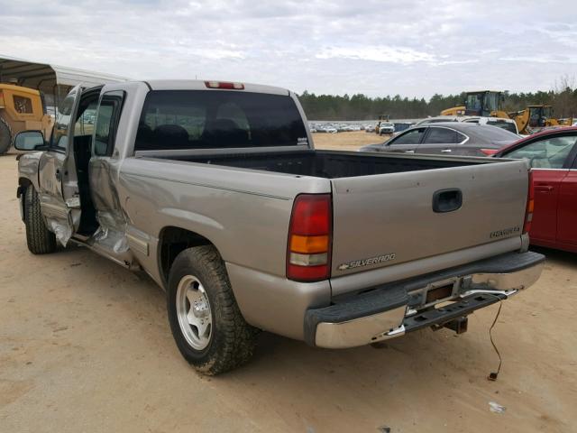 2GCEC19T8Y1121472 - 2000 CHEVROLET SILVERADO SILVER photo 3